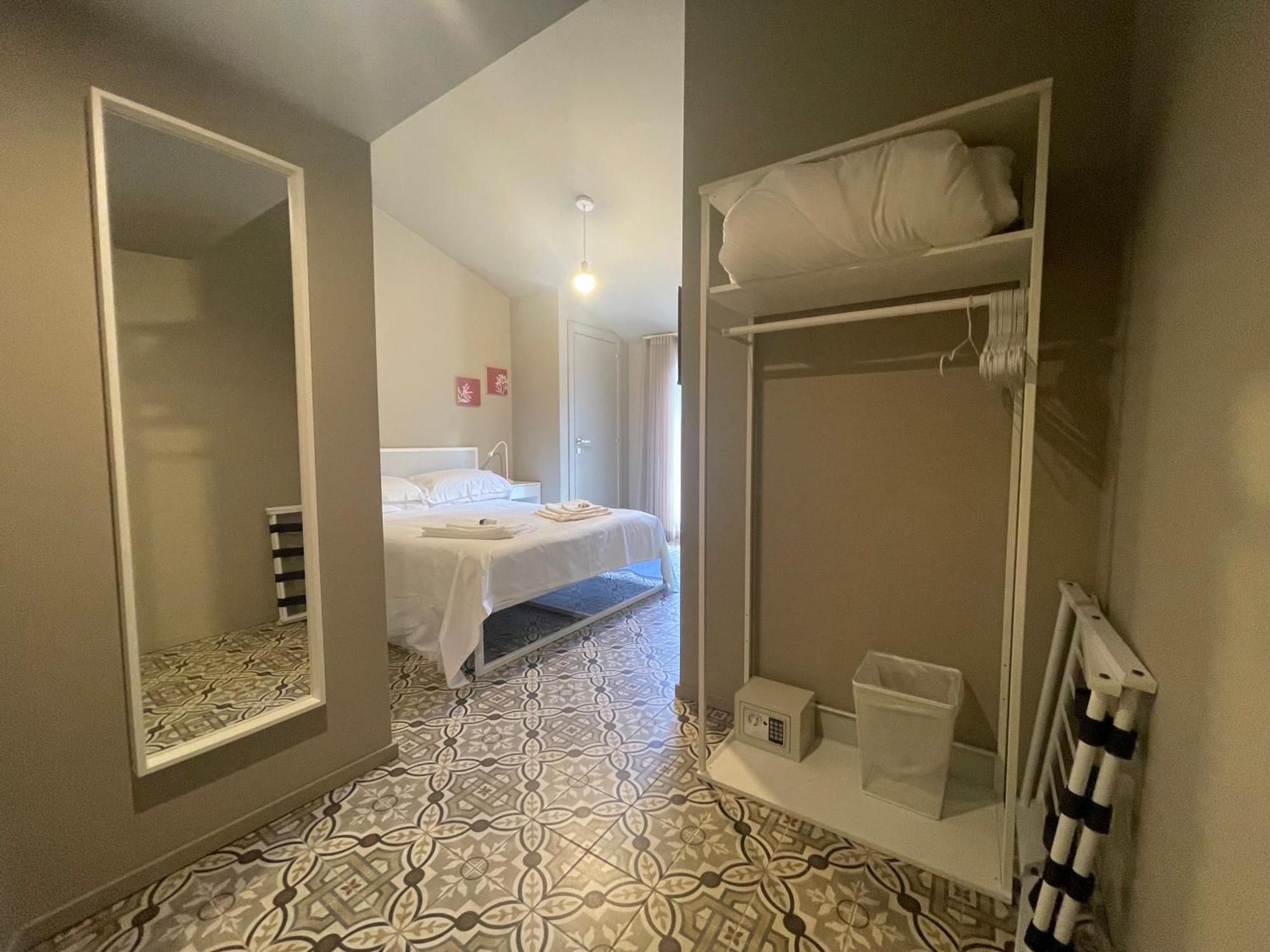 Moronero Hotell Ragusa Eksteriør bilde