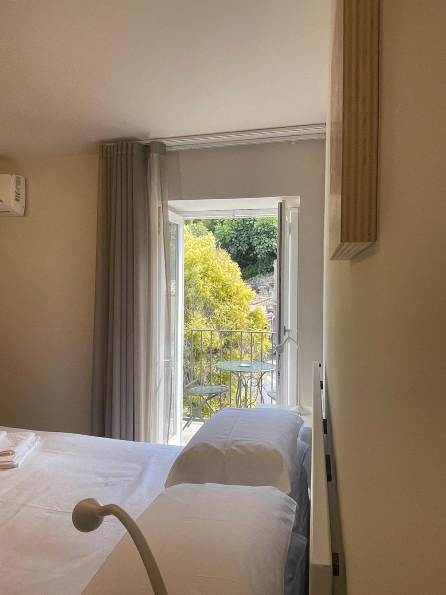 Moronero Hotell Ragusa Eksteriør bilde