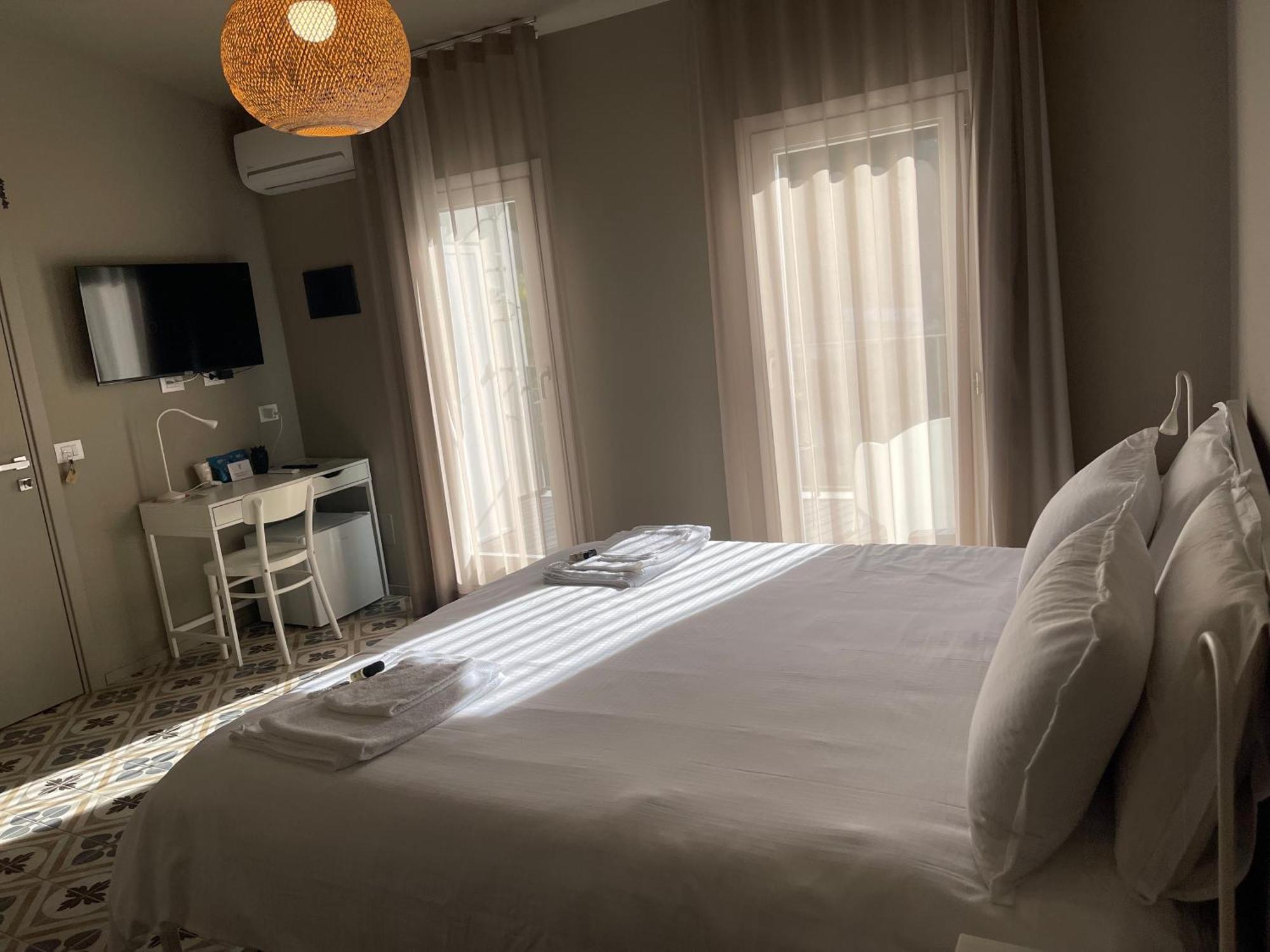 Moronero Hotell Ragusa Eksteriør bilde