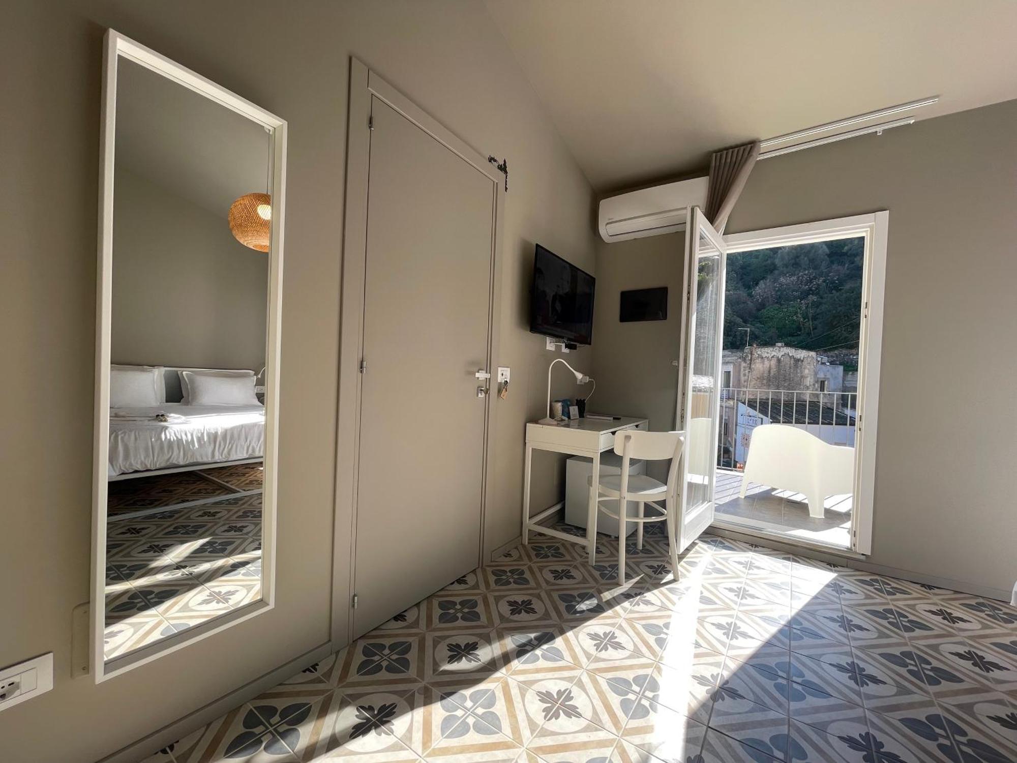 Moronero Hotell Ragusa Eksteriør bilde